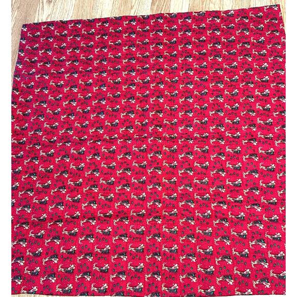 Beautiful Handsewn/Handmade Patchwork Christmas-themed Lap/Baby Quilt 34.5"x 36" - Picture 5 of 5